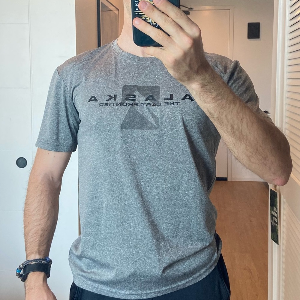 Alaska basic dry fit grey tee